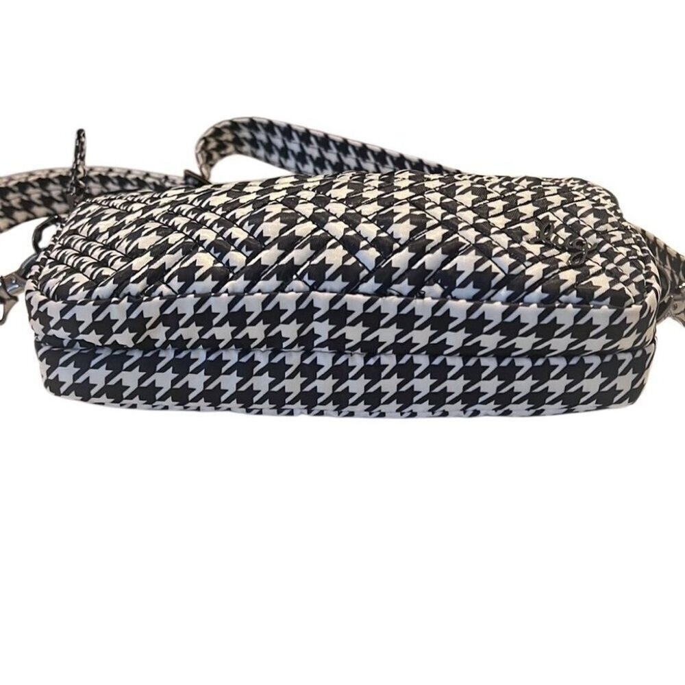 Lug Black and White RFID Convertible Coupe XL Crossbody Belt Bag - Picture 4 of 14